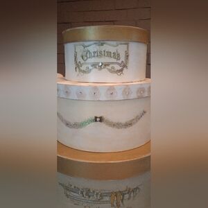 Elegant Cream Decorative Hat Box